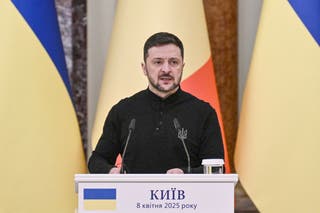 Volodymyr Zelensky speaks during joint press conference in Kyiv